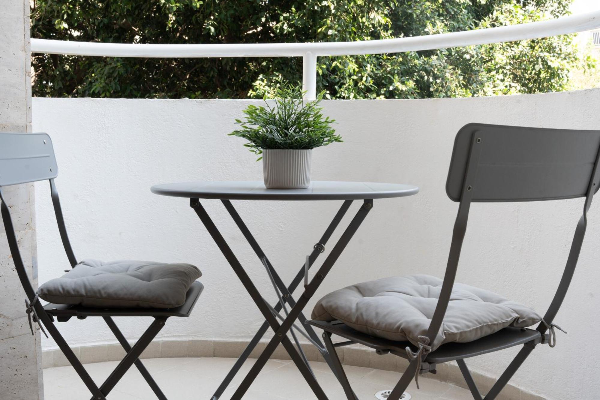 Eliezer Ben Yehuda Residence With Shelter Tel Aviv Bagian luar foto